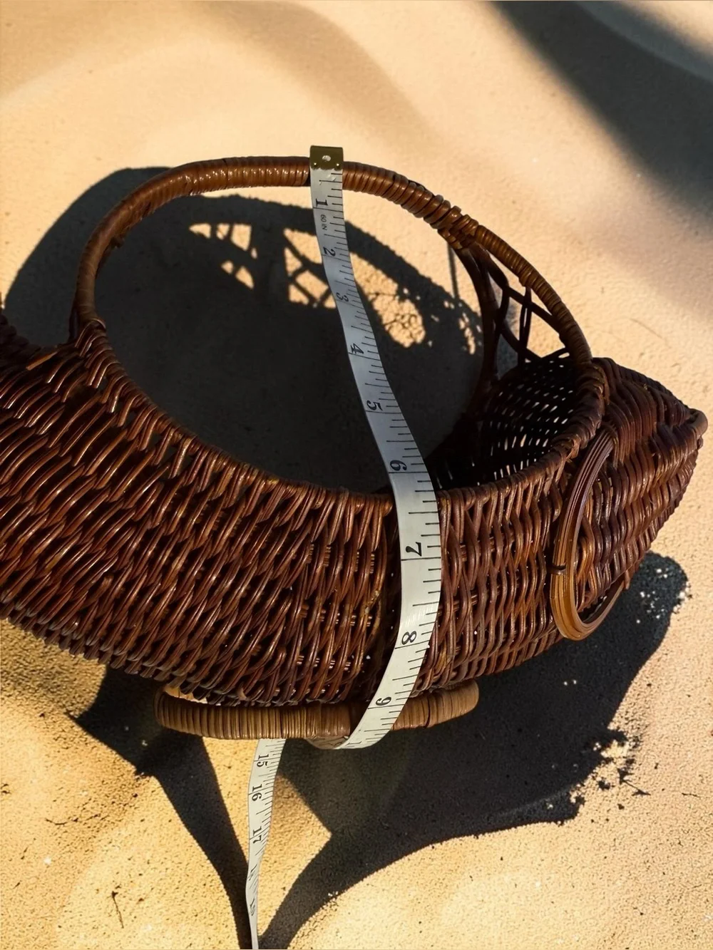 Handwoven Fish-Shaped Wicker Basket Bag - Brown